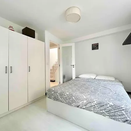 Duplex In Bairro Alto